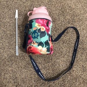 Hydrojug sleeve, bottle and straw set.